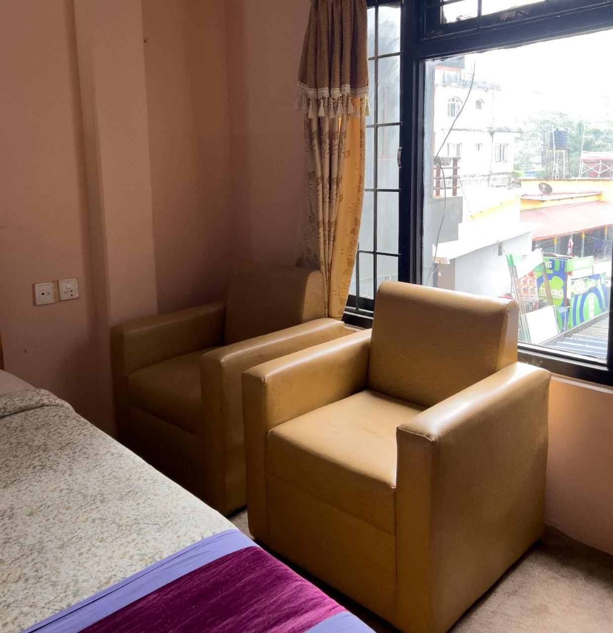 Hotel Lake N Yeti Pokhara Exterior photo